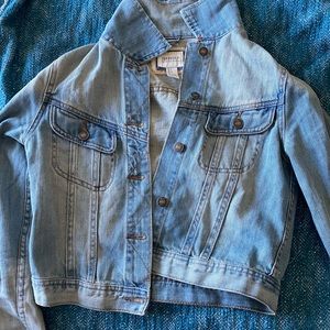 cropped jean jacket!